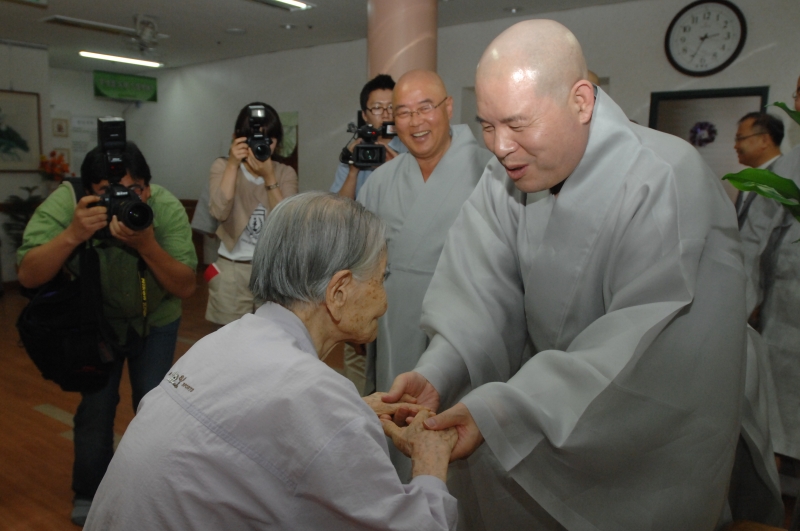 2010.06.22_파라밀 요양원 방문 (45)
